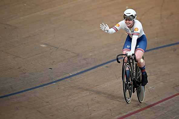 Emma Finucane Rebut  Medali Emas Sprint Putri