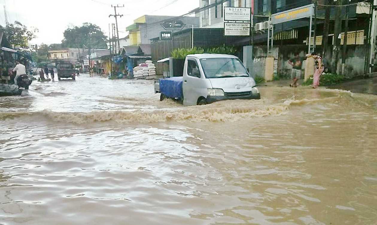 Empat Kabupaten Diprakirakan Hujan Petir Rabu-Kamis di Kaltim