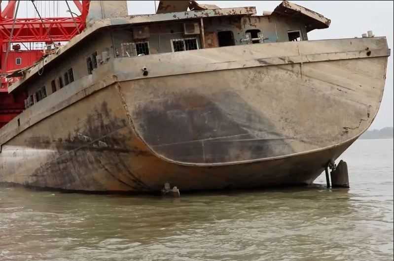 Empat Tahun Karam di Dasar Sungai Yangtse, Bangkai Kapal Akhirnya Bisa Diangkat