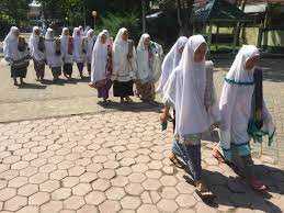 Enam Saksi Asusila terhadap 12 Santriwati Dihadirkan dalam Sidang