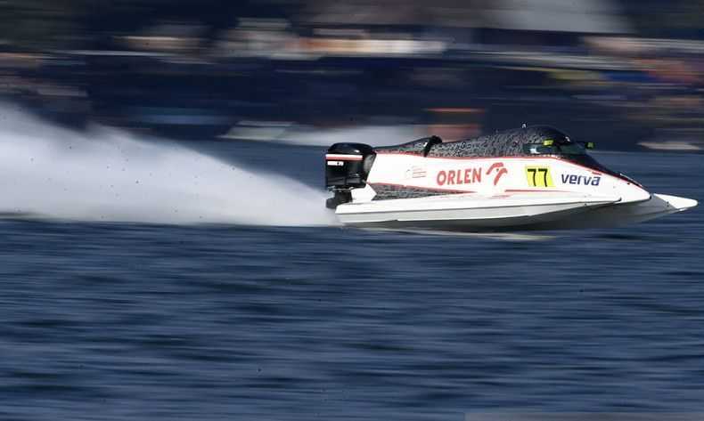 F1 Powerboat Danau Toba, Marszalek Menang Race 1