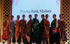 Fashion Show Batik Madura di Amerika