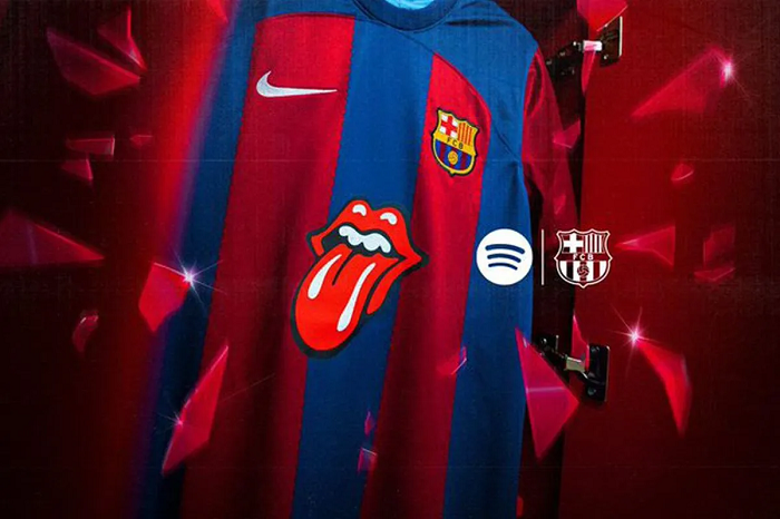 FC Barcelona gandeng band Rolling Stones Luncurkan Jersey Istimewa
