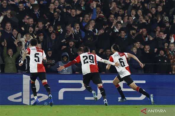 Feyenoord Tampil Perkasa saat Taklukkan Lazio 3-1