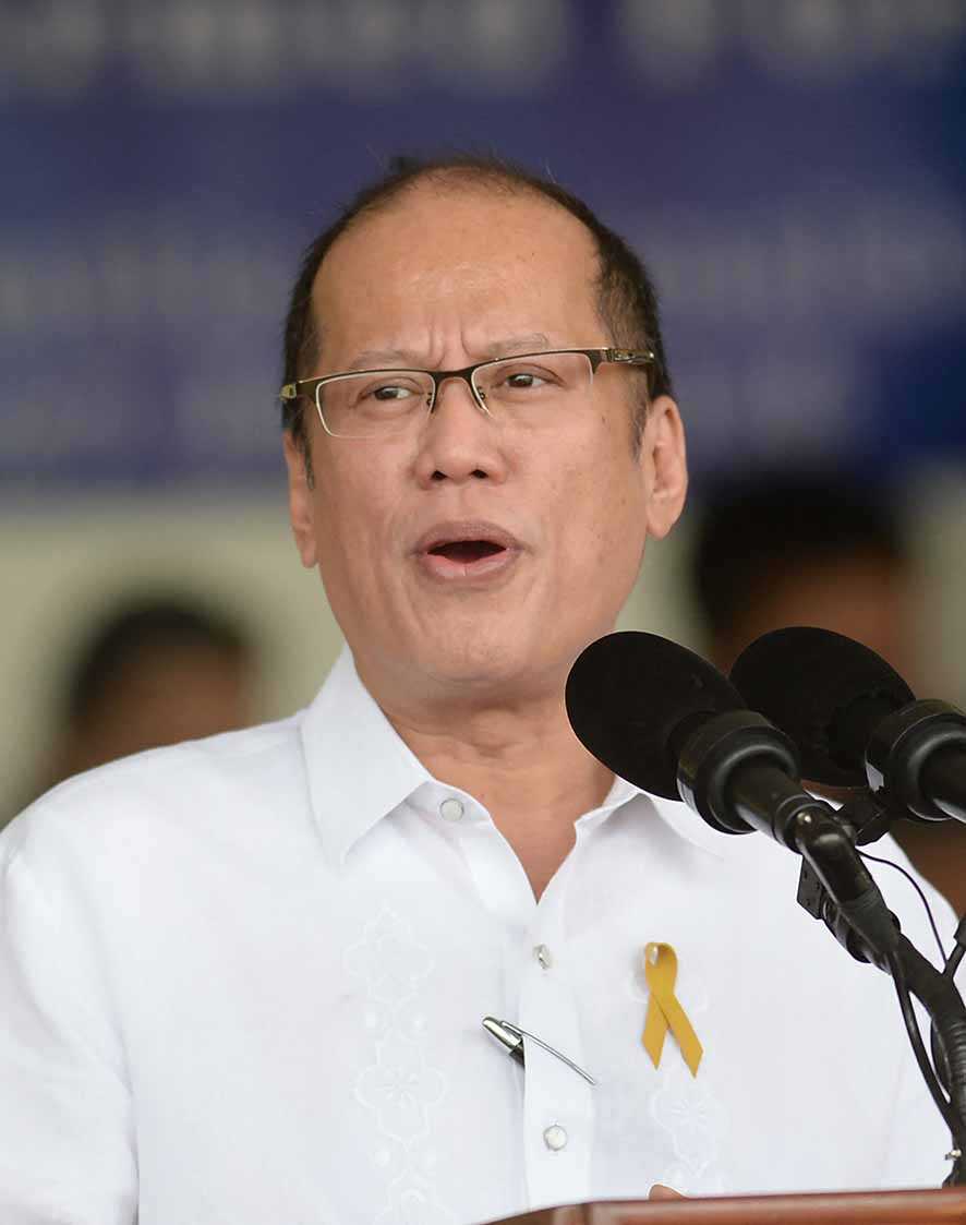 Filipina Berduka atas Wafatnya Benigno Aquino