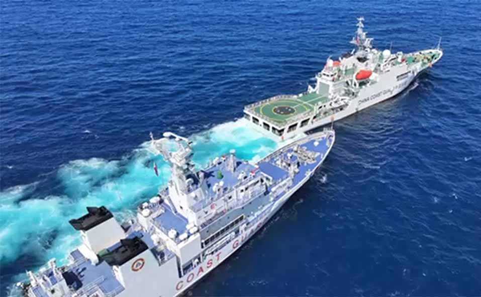 Filipina Tuduh Kapal Tiongkok  Lakukan Manuver Berbahaya
