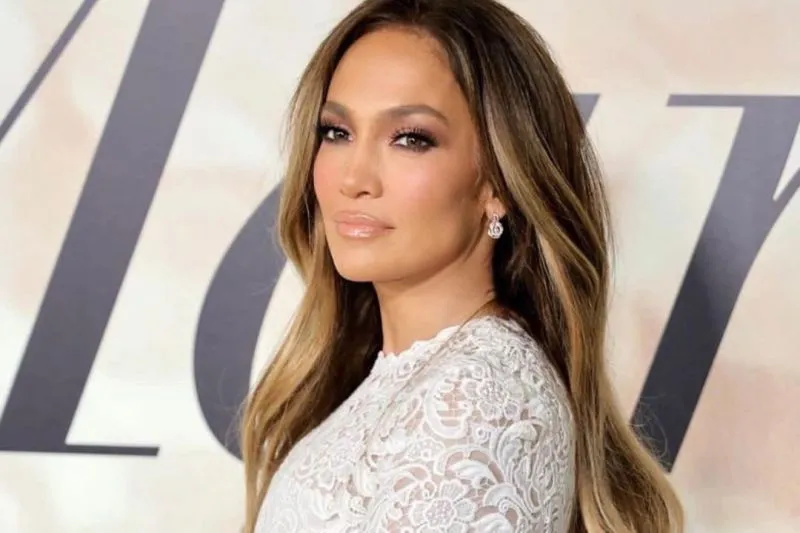 Film Dokumenter J-Lo Jadi Pembuka Festival Film Tribeca 2022