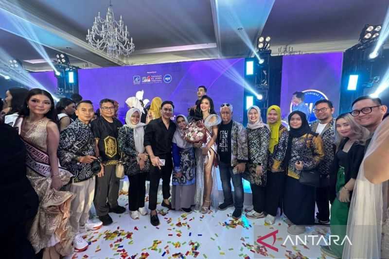 Finalis Kalsel raih Best National Costume Putri Pariwisata Indonesia