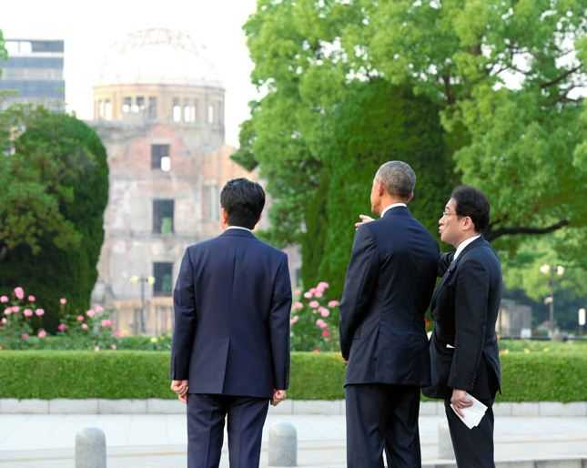 Fumio Kishida dan Barack Obama Serukan Dunia Bebas dari Nuklir
