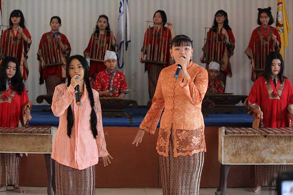 Gamelan dan Angklung