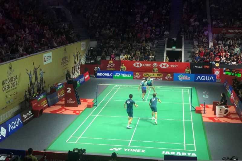 Ganda Putra Indonesia Sabar/Reza Evaluasi Ketahanan Fisik Pada Semifinal Indonesia Open