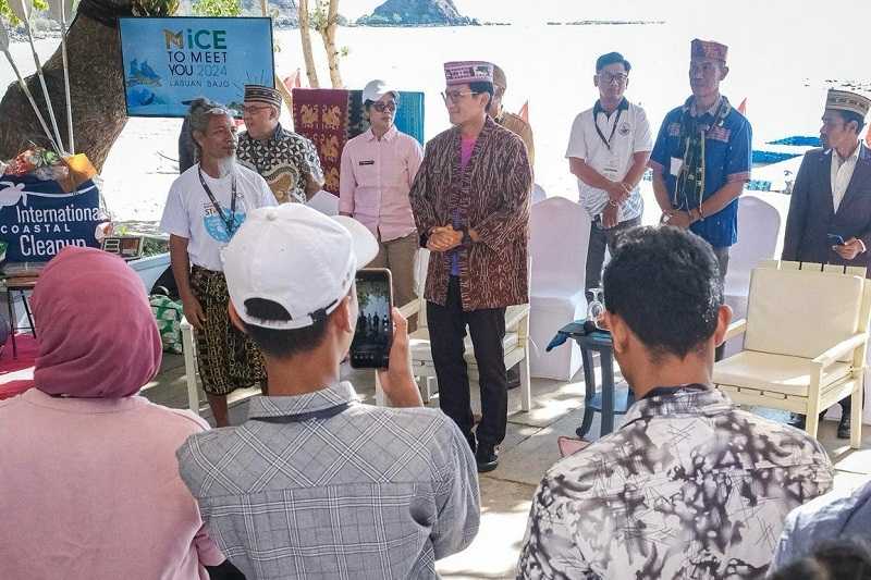 Gandeng Komunitas, Kemenparekraf Jaga Keberlanjutan Wisata Bahari di Labuan Bajo