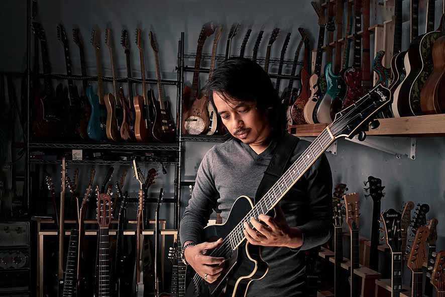 Gandeng Musisi Dunia Garap Album 'Naurora'