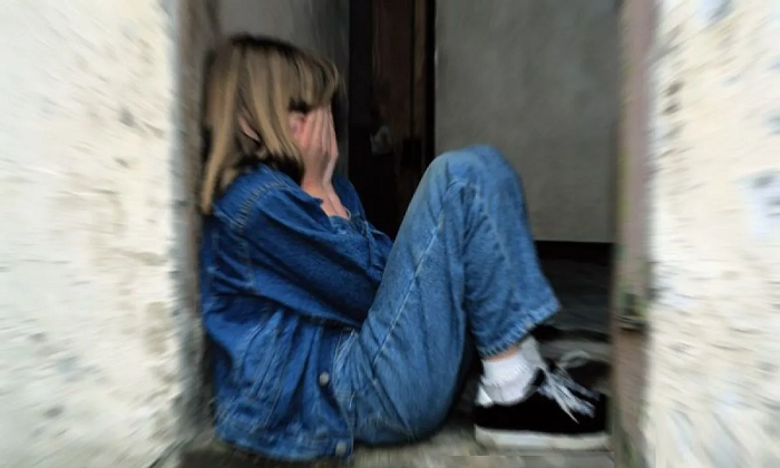 Gangguan Mental Bisa Menyebar di Antara Kelompok Sosial Remaja