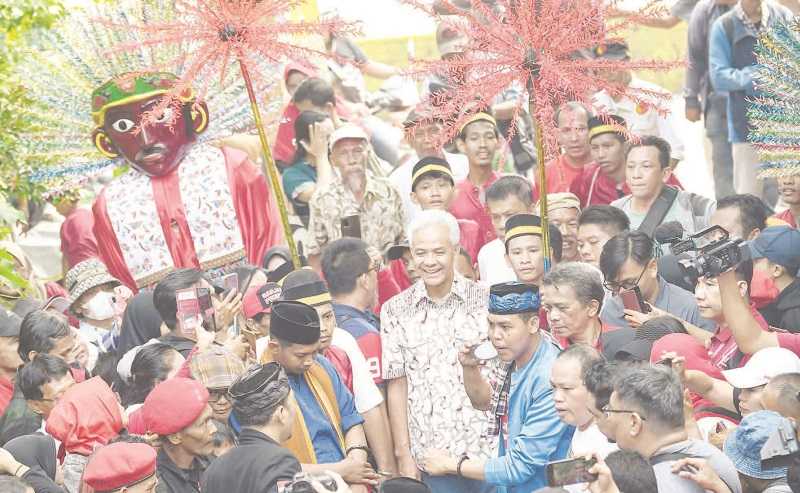 GANJAR PRANOWO BLUSUKAN DI PADEMANGAN JAKARTA