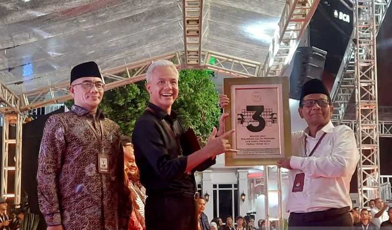 Ganjar Pranowo Optimistis Menang di Medan, meski Bobby Dipecat PDIP