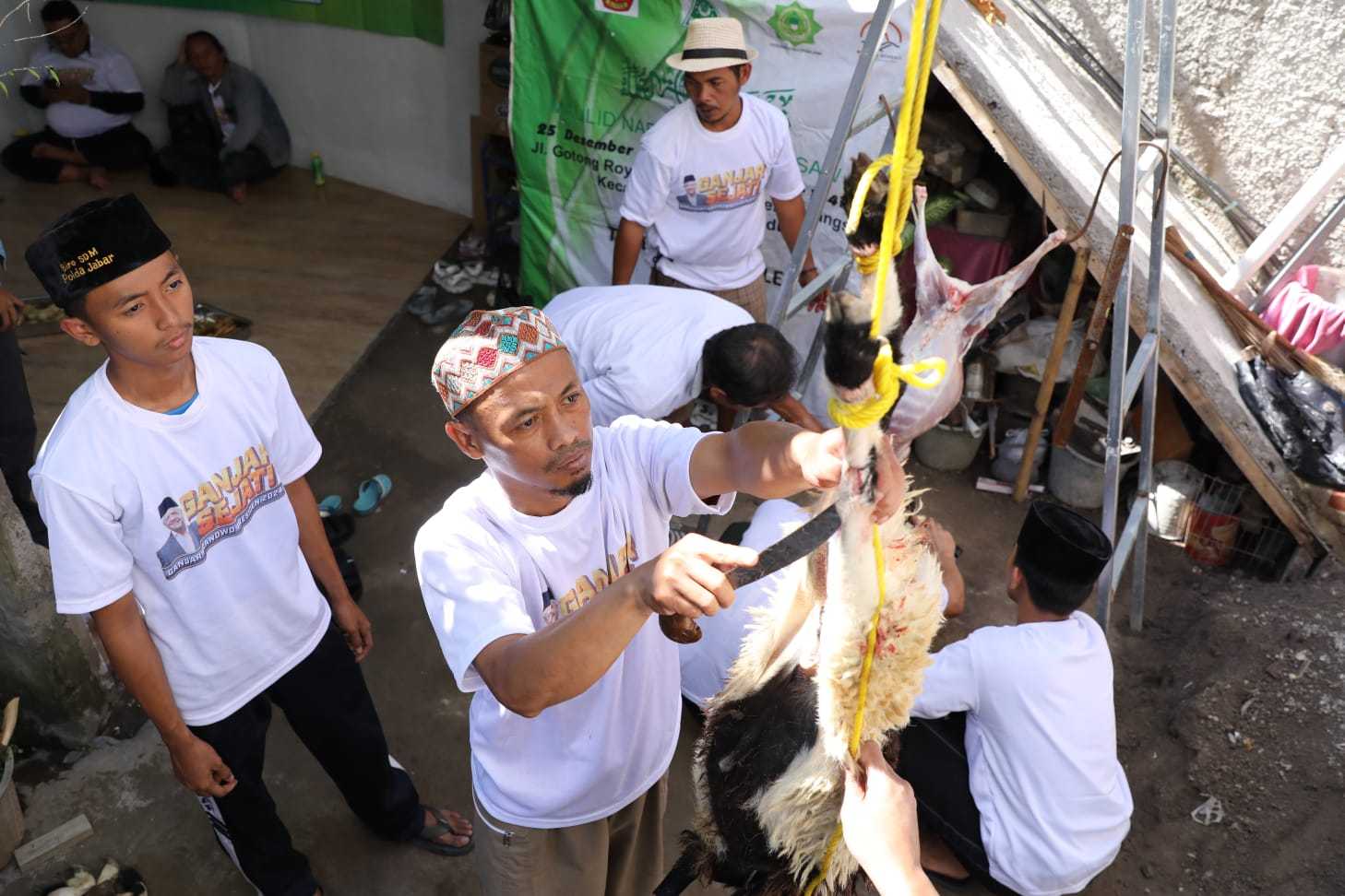 Ganjar Sejati Gelar Pelatihan Penyembelihan Hewan Kurban di Bandung 3