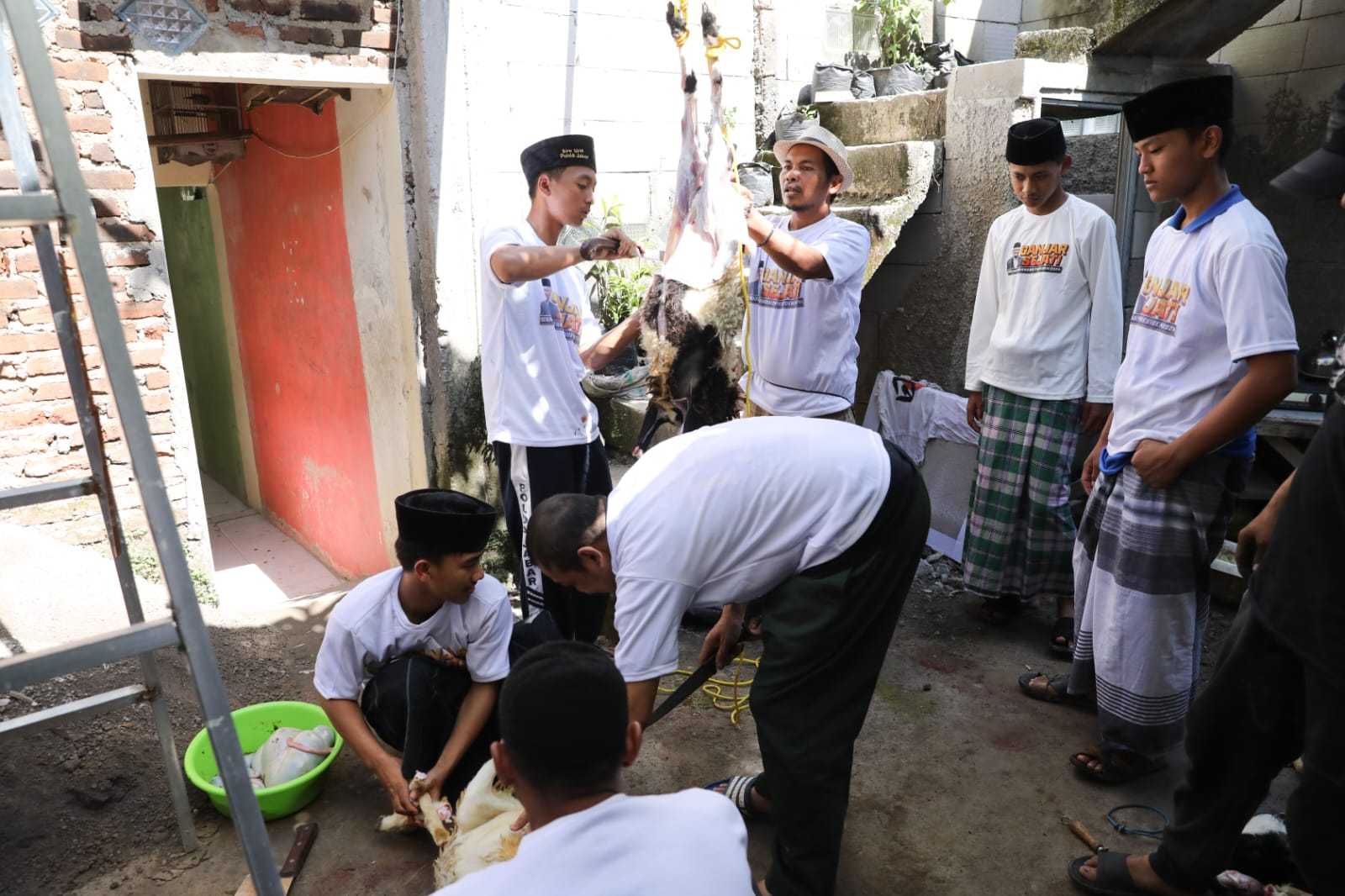 Ganjar Sejati Gelar Pelatihan Penyembelihan Hewan Kurban di Bandung 4