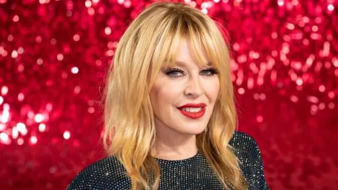 Garap Film Biopik, Kylie Minogue Mau Margot Robbie Jadi Dirinya