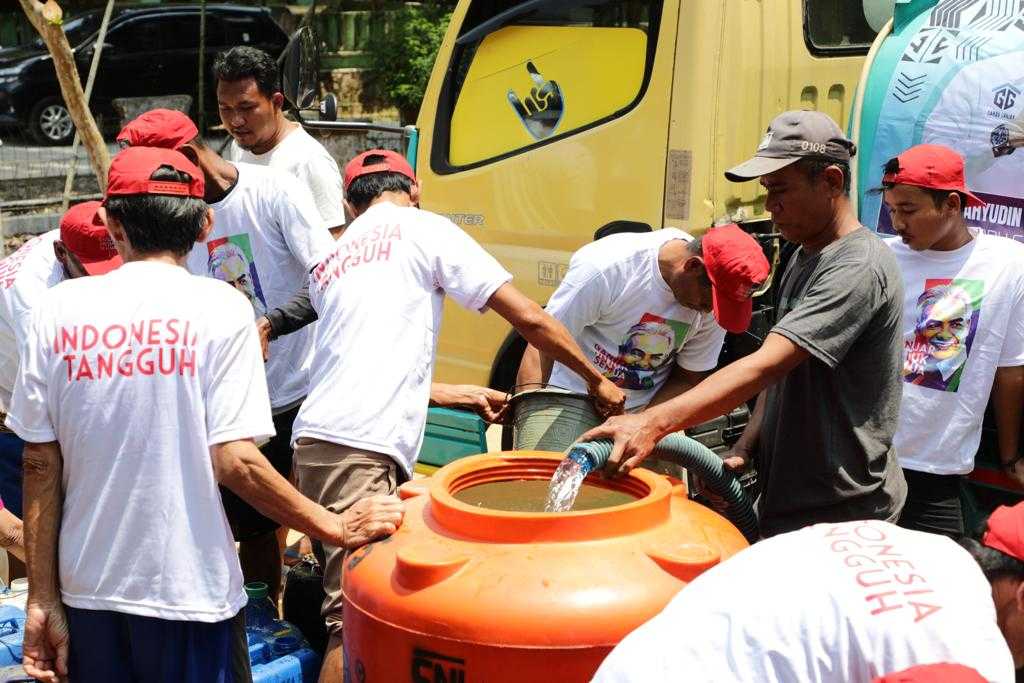 Gardu Ganjar Ajak Seluruh Masyarakat Ulurkan Tangan Bantu Korban Kekeringan di Pandeglang