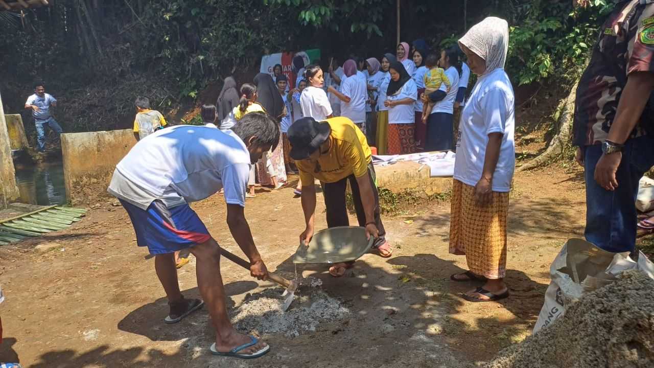 Gardu Ganjar Jaringan Ormas Renovasi Sumber Air dan Pemandian di Pandeglang 4