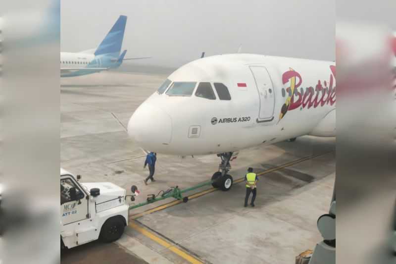 Gawat, Asap Karhutla Mulai Berdampak pada Penerbangan di Bandara Tjilik Riwut