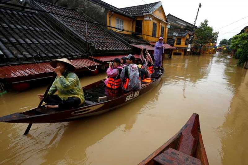 Gawat Bencana Besar di Depan Mata, Vietnam Peringatkan Risiko Banjir dan Longsor Akibat Badai Conson