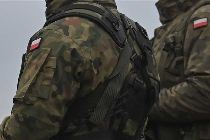 Gawat Makin Memanas, Polandia Akan Kerahkan 10.000 Tentara ke Perbatasan dengan Belarus