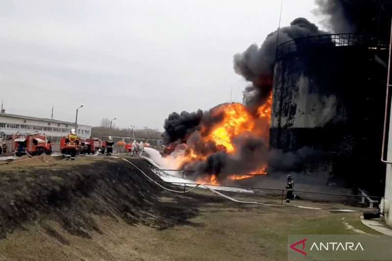 Gawat Memanas, Depot Amunisi di Belgorod Rusia Terbakar Usai Terdengar Ledakan