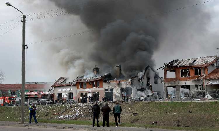 Gawat! Perang Belum Usai, Rudal Rusia Gempur Kota Lviv di Ukraina Hingga Sebabkan 7 Orang Tewas, Tanda-tanda Perang Tak Akan Berakhir dalam Waktu Dekat?