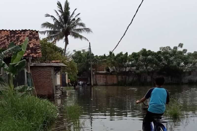 Gawat Semoga Tidak Ada Korban, Dua RT di Kosambi Tangerang Terendam Banjir