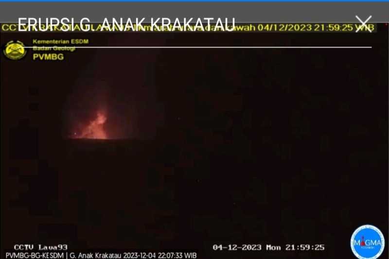 Gawat Warga Harus Waspada, Gunung Anak Krakatau Kembali Erupsi Pukul 22.57 WIB Tinggi Abu 1.500 Meter