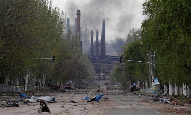 Geger! Perang Belum Usai, Ukraina Tunggu Pengungsi dari Runtuhan Pabrik di Kota Ini yang Hancur Akibat Aksi Mengerikan Rusia