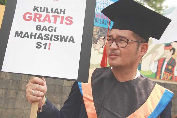 Gelar Aksi di Hardiknas