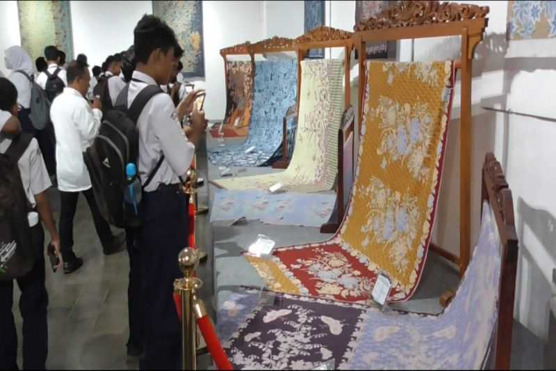 Gelar Pameran Batik, Museum Batik Pekalongan Gandeng Akademisi