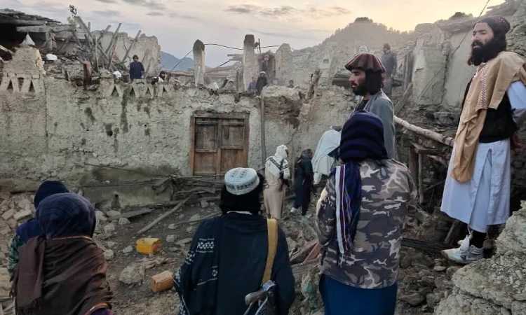 Gempa Dahsyat Berkekuatan Magnitudo 6,1 Guncang Afghanistan Hingga Terasa di 2 Negara Tetangga, Korban Tewas Hampir 1.000 Orang