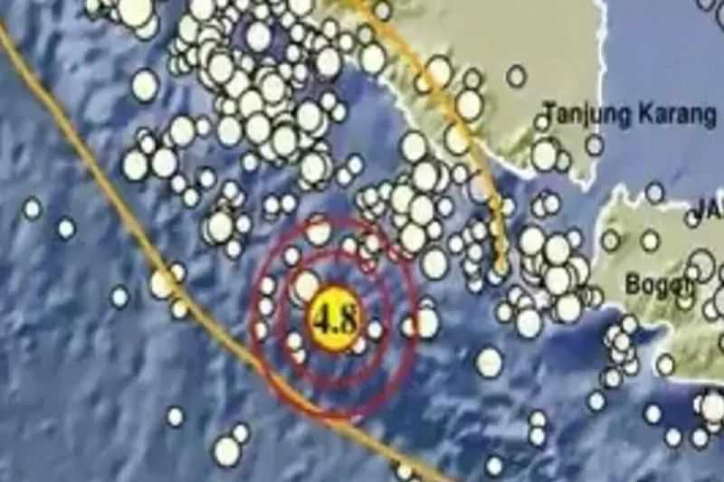 Gempa M4,8 Guncang Pesisir Barat Lampung