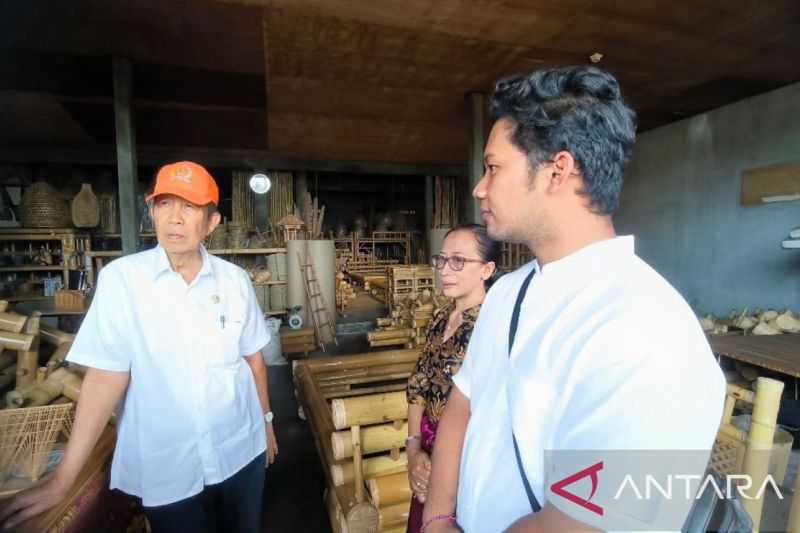 Gencarkan Juga Ekspor, Pasar Domestik Angkat Prospek Kerajinan Bambu Gianyar