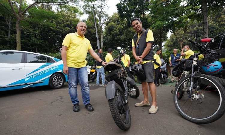 Gencarkan Penggunaan Kendaraan Listrik Berbasis Baterai, PLN UID Jakarta Raya Gelar Konvoi dan Bincang Santai Gandeng Komunitas 