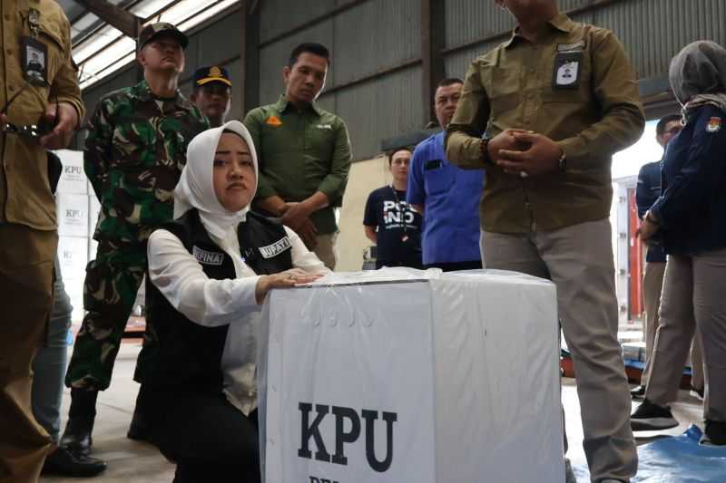 Gerak Cepat, KPU Mojokerto Gunakan 150 Mobil Boks Distribusikan Logistik Pemilu