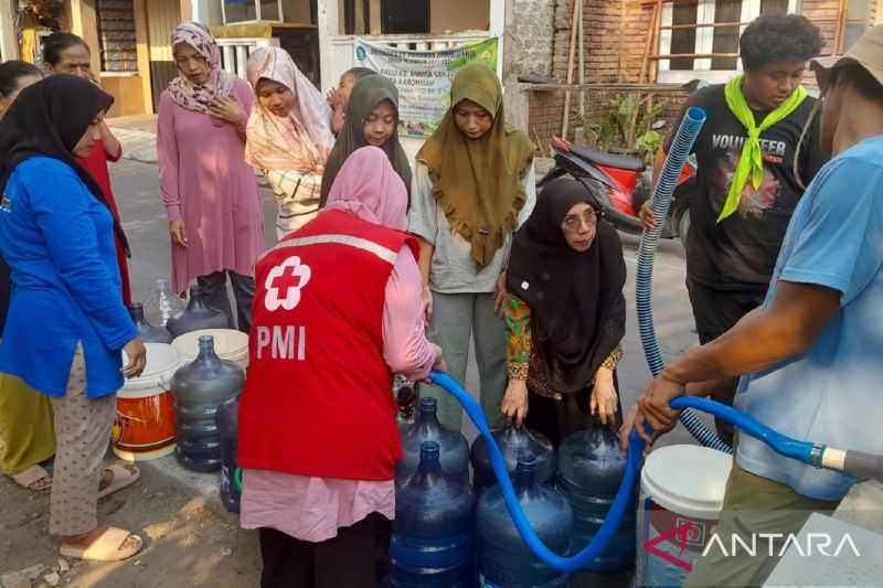 Gerak Cepat, PMI Buka Hotline untuk Warga Sukabumi yang Butuh Layanan Air Bersih