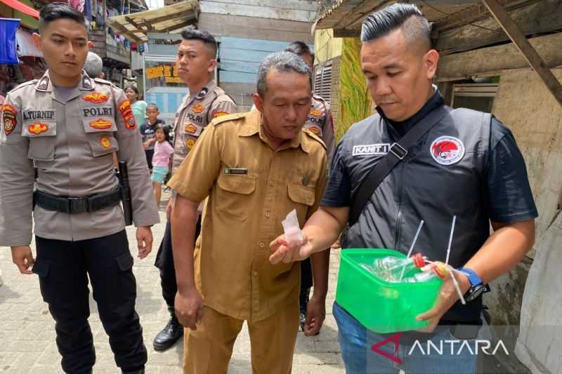 Gerak Cepat, Polisi Tangkap Empat Pria Saat Gerebek Kampung Narkoba di Medan