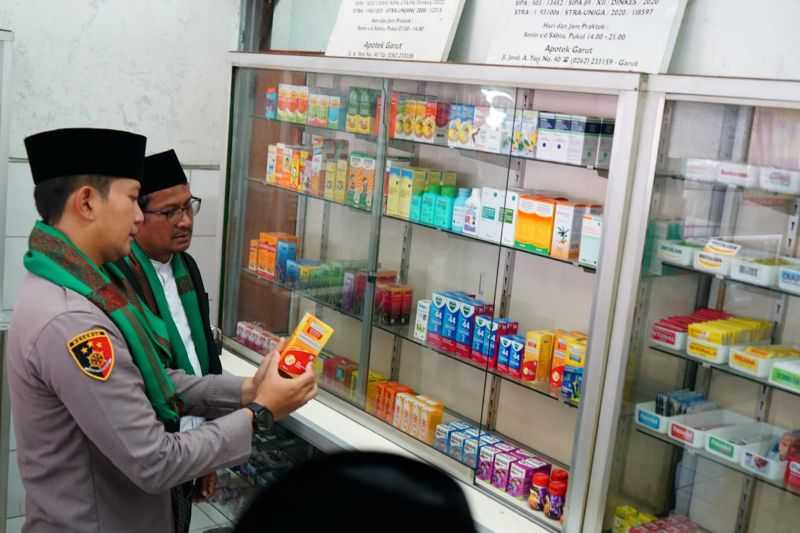 Gerak Cepat, Wabup Garut Cek Peredaran Obat Sirop Untuk Pastikan Tidak Dijual