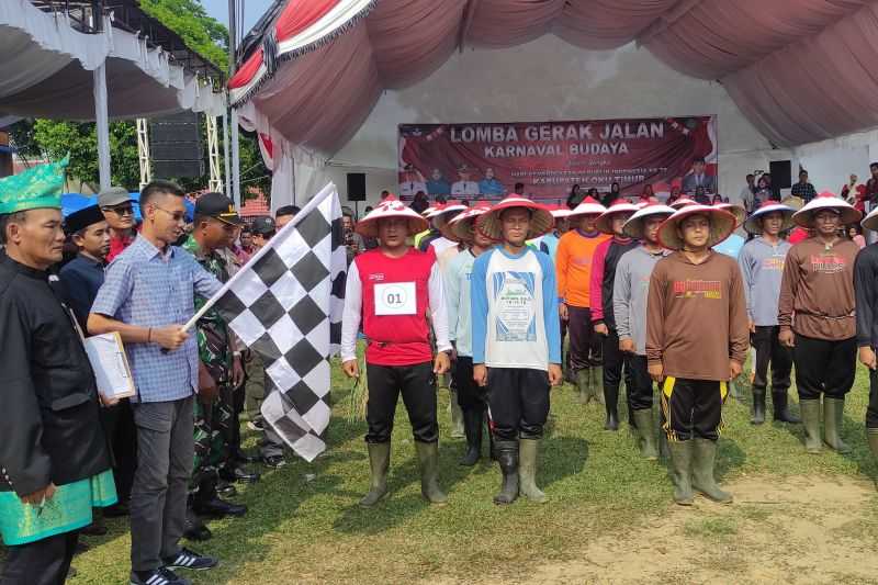 Gerak Jalan Karnaval Budaya Komering Digeklar Pemkab OKU Timur