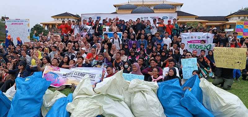 Gerakan Bersih-bersih Sampah Secara Nanohelix Libatkan 1.000 Peserta