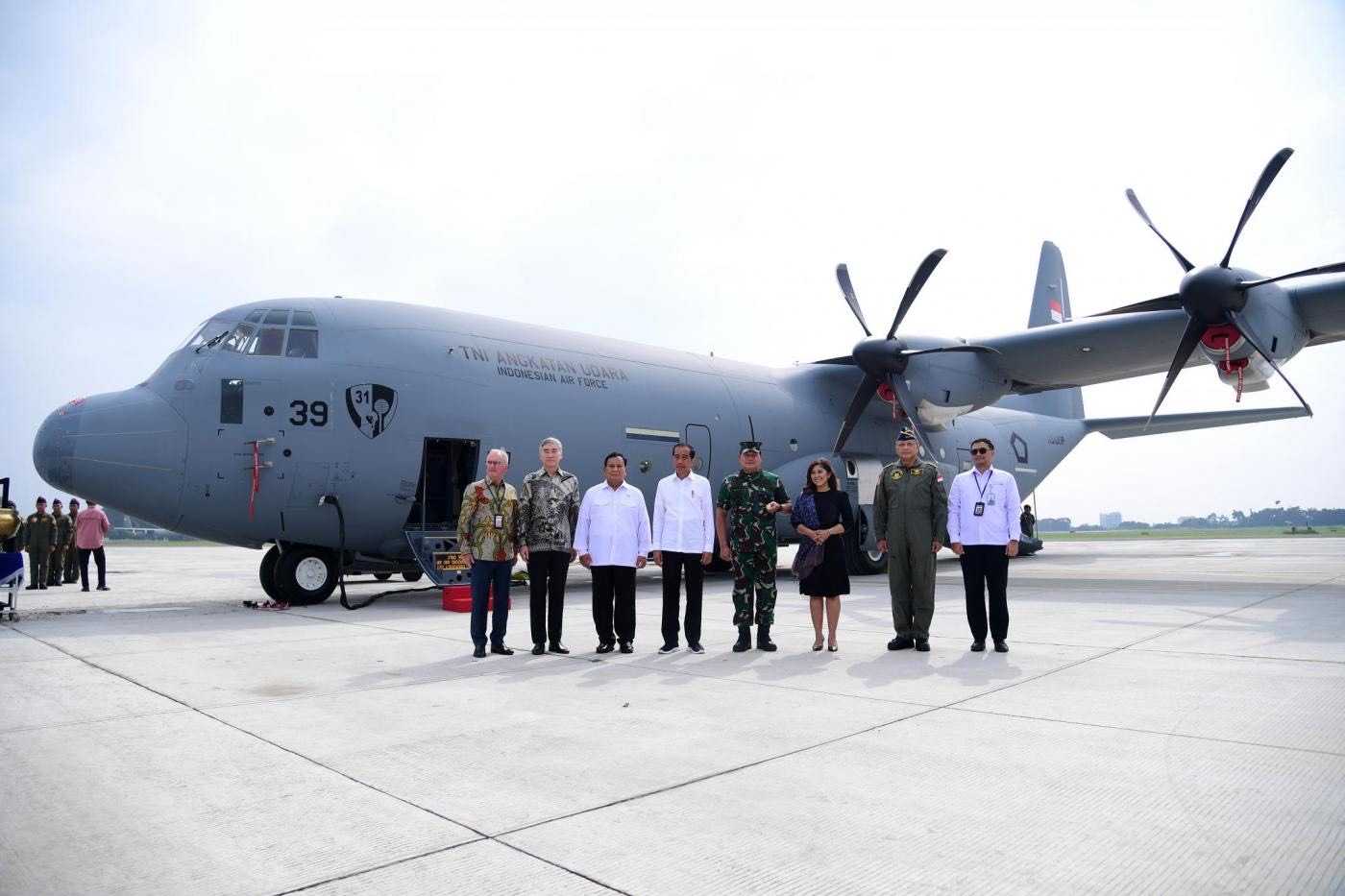 GMF Serahkan Pesawat C130 Milik TNI AU yang Telah Selesai Modernisasi
