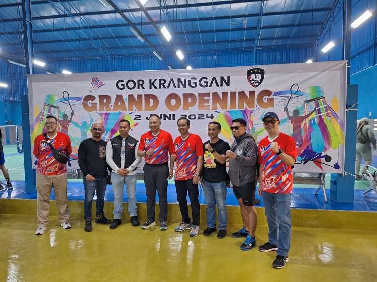 GOR Badminton Kranggan Diresmikan Mantan Kasau, Marsekal TNI (Purn) Fadjar Prasetyo