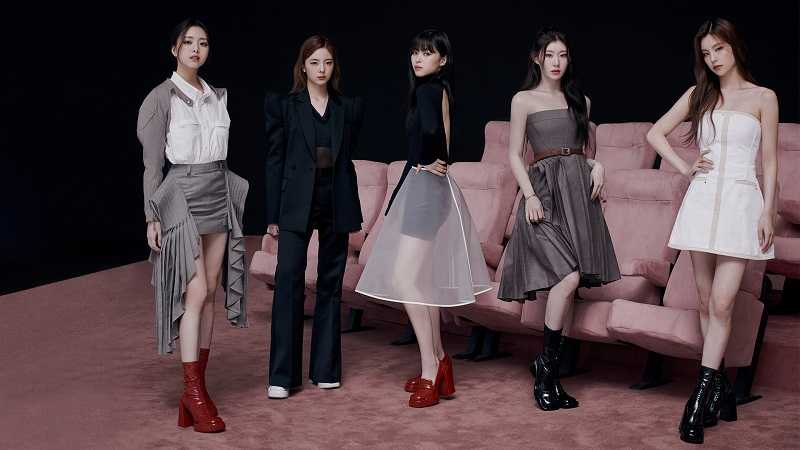 Grup Vokal Itzy Didapuk Menjadi Brand Ambassador Charles & Keith