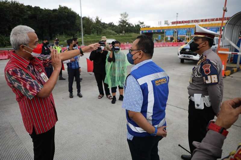 Gubernur Ganjar Cek Persiapan Jalur Mudik Jateng