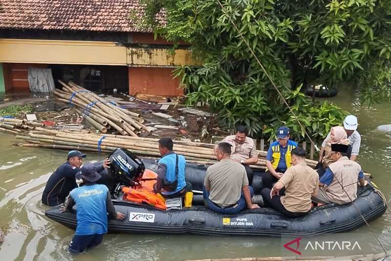 Gubernur Sebut BPBD 12 Kabupaten Dilibatkan Dalam Penanganan Banjir Demak
